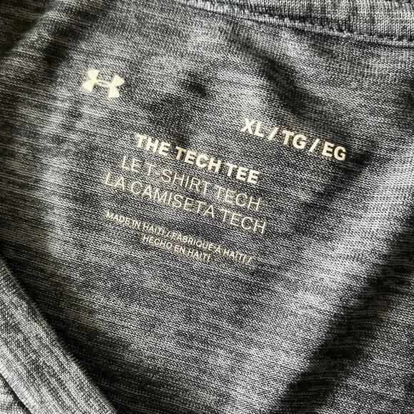 Under Armour Tech Tee XL Gray V-Neck Men’s Moisture Wicking Athletic Shirt - Picture 4 of 7